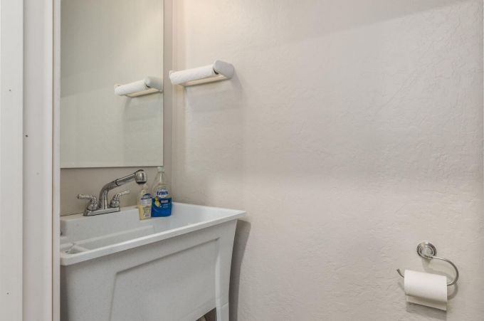 Property thumbnail 36