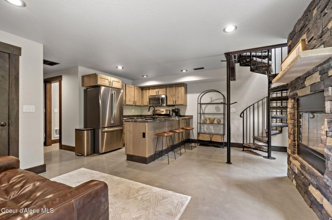 Property thumbnail 12