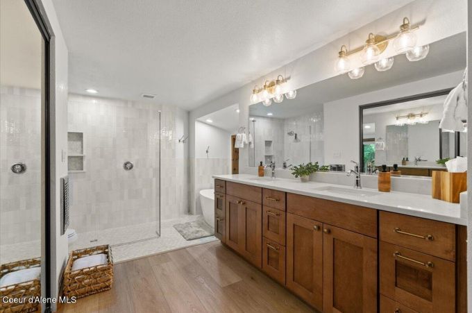 Property thumbnail 22