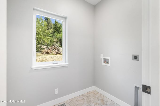 Property thumbnail 35