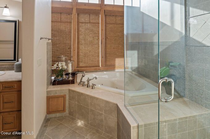 Property thumbnail 28