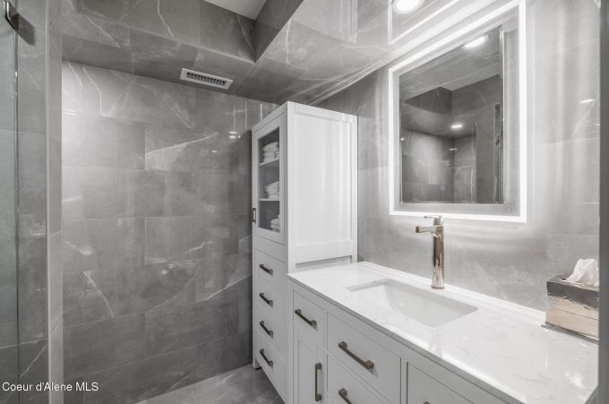Property thumbnail 25
