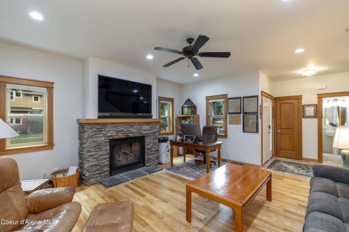 Property thumbnail 19