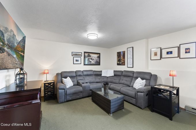 Property thumbnail 40