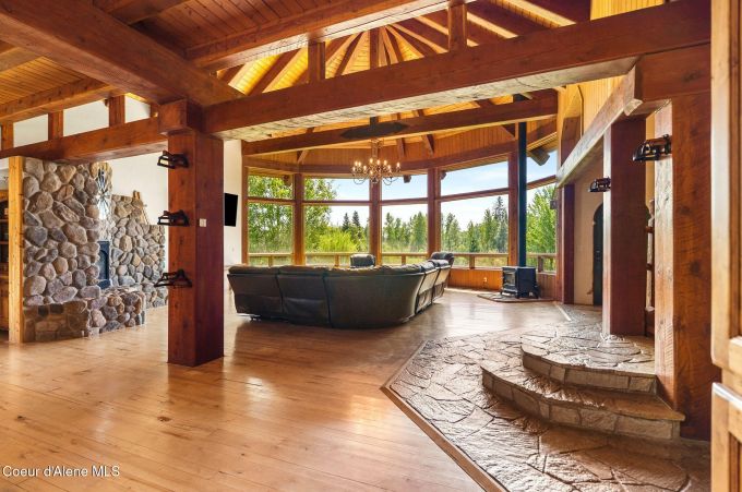 Property thumbnail 12