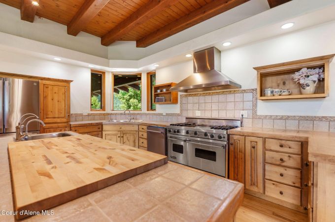 Property thumbnail 24