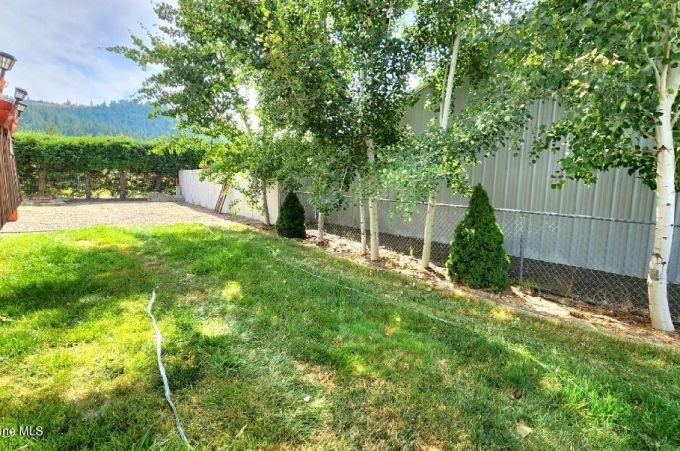 Property thumbnail 6