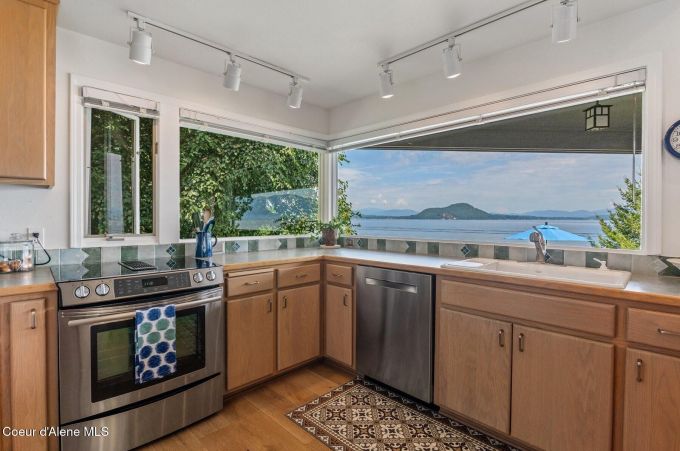 Property thumbnail 10