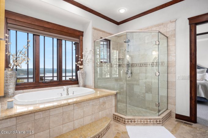 Property thumbnail 44