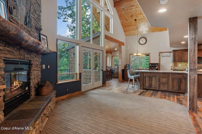 Property thumbnail 11
