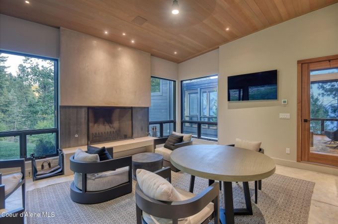 Property thumbnail 25