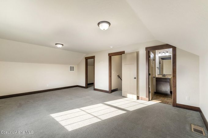 Property thumbnail 35