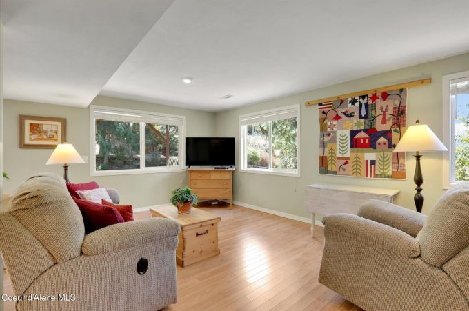 Property thumbnail 36