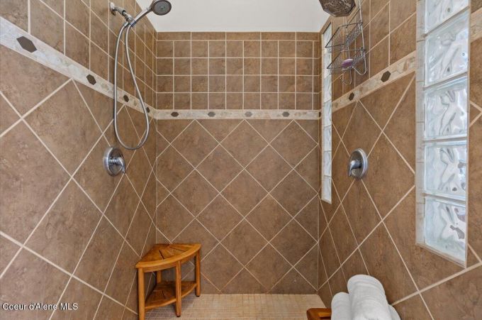 Property thumbnail 44