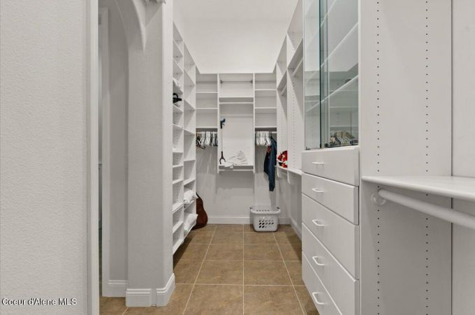 Property thumbnail 46