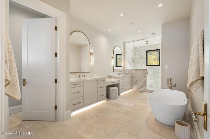 Property thumbnail 45