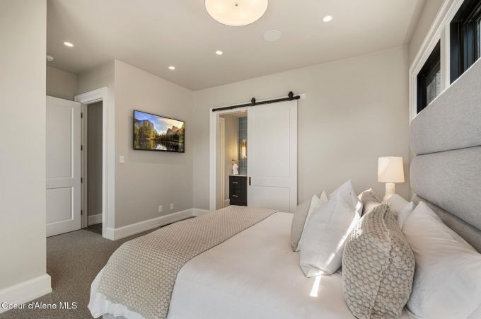 Property thumbnail 80
