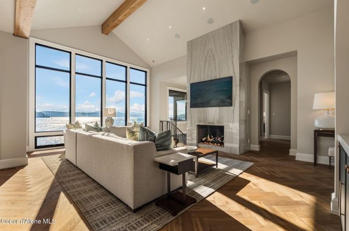 Property thumbnail 8