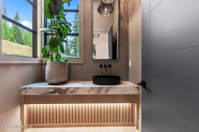 Property thumbnail 19