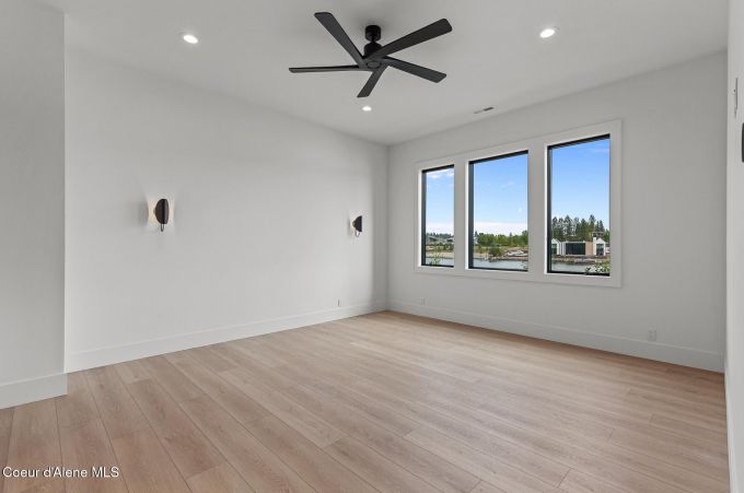 Property thumbnail 43