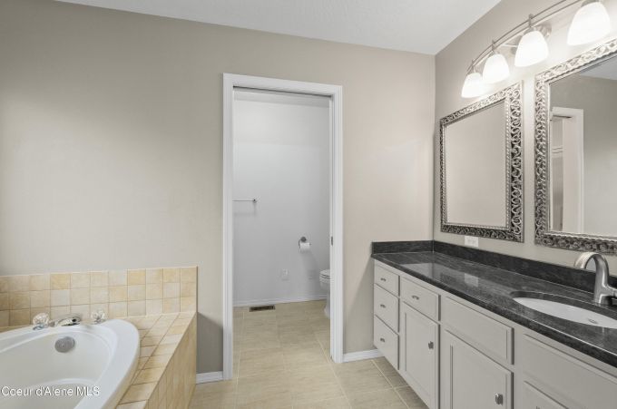Property thumbnail 34