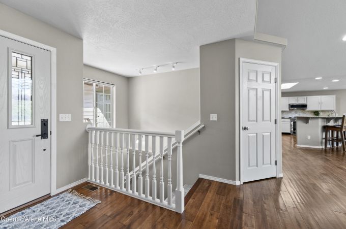 Property thumbnail 36