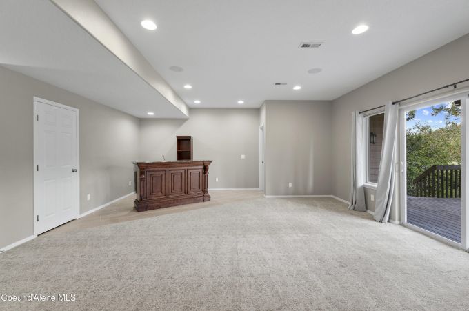 Property thumbnail 38