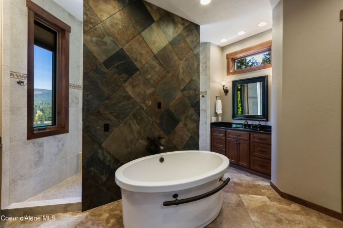 Property thumbnail 26