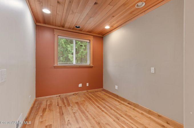 Property thumbnail 24