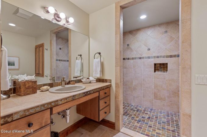 Property thumbnail 50