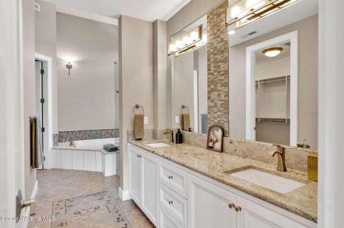 Property thumbnail 64