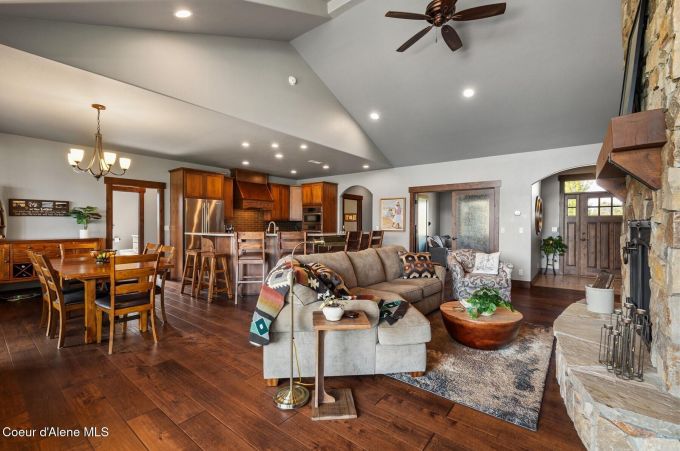 Property thumbnail 32
