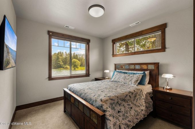 Property thumbnail 36