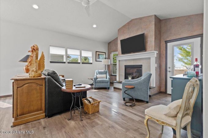 Property thumbnail 17