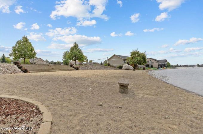 Property thumbnail 42