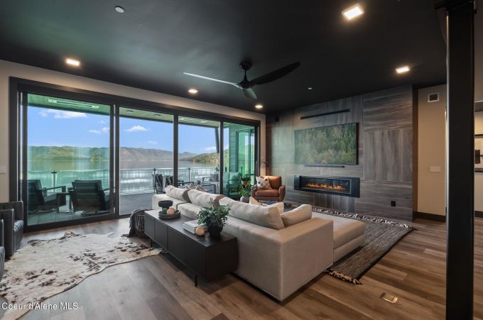 Property thumbnail 6