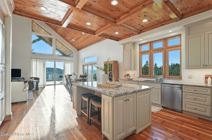 Property thumbnail 7