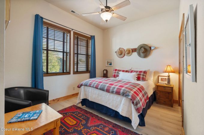 Property thumbnail 25