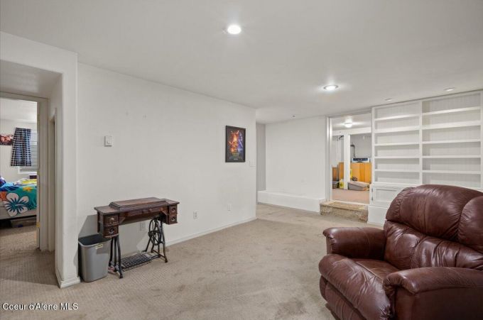 Property thumbnail 36