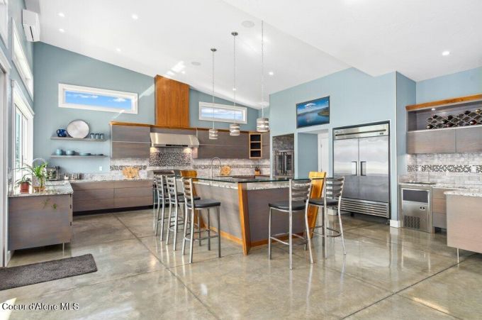 Property thumbnail 36