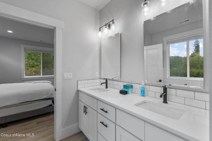 Property thumbnail 23