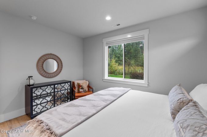 Property thumbnail 26