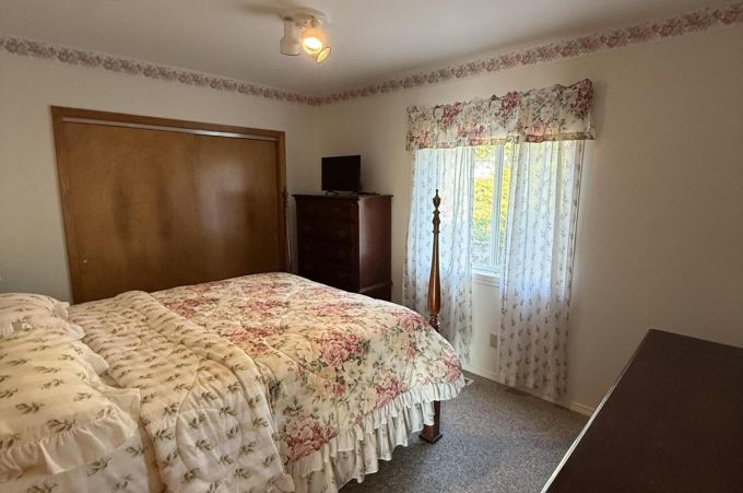 Property thumbnail 12
