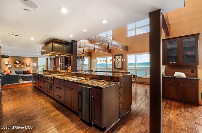 Property thumbnail 13