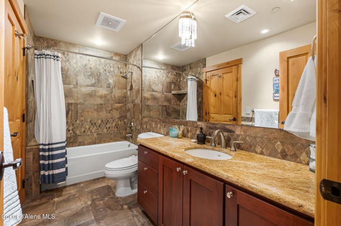 Property thumbnail 35