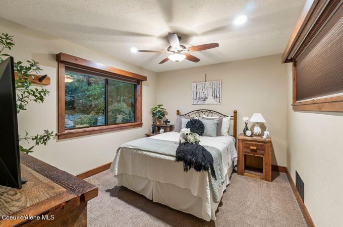 Property thumbnail 38