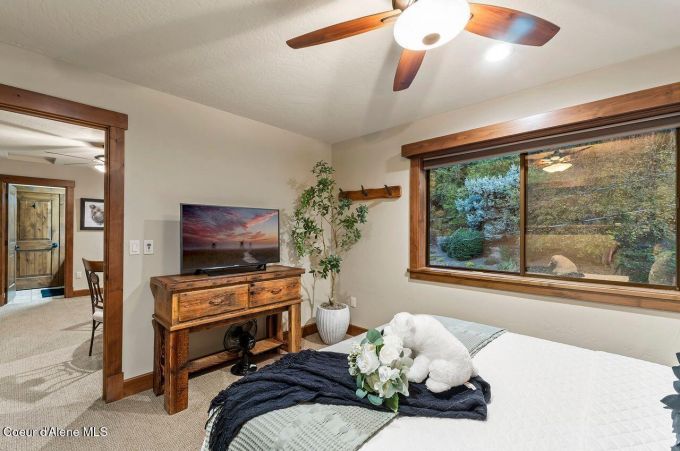 Property thumbnail 42