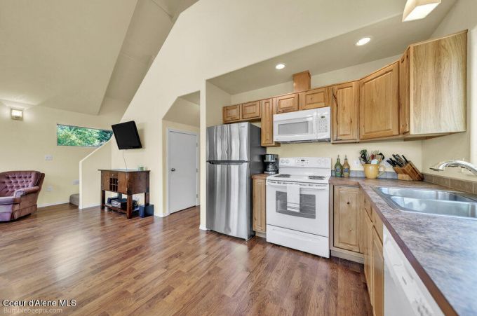 Property thumbnail 9