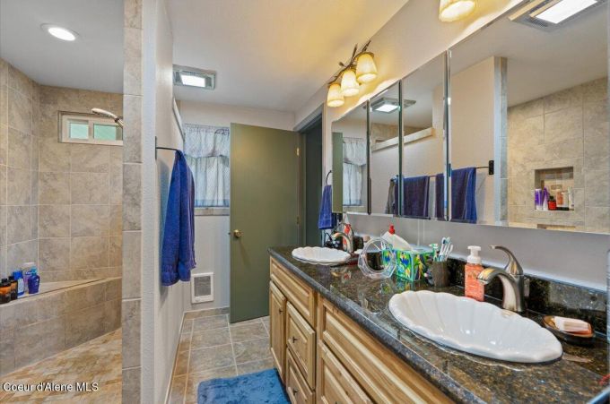 Property thumbnail 23