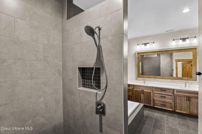 Property thumbnail 30